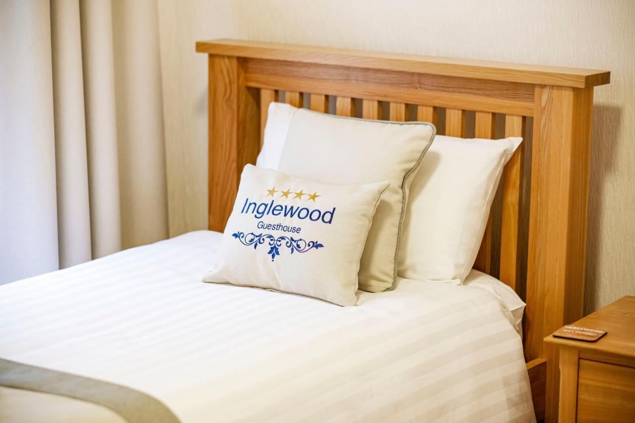 Inglewood - Opul Express Hotel Дъглас Екстериор снимка
